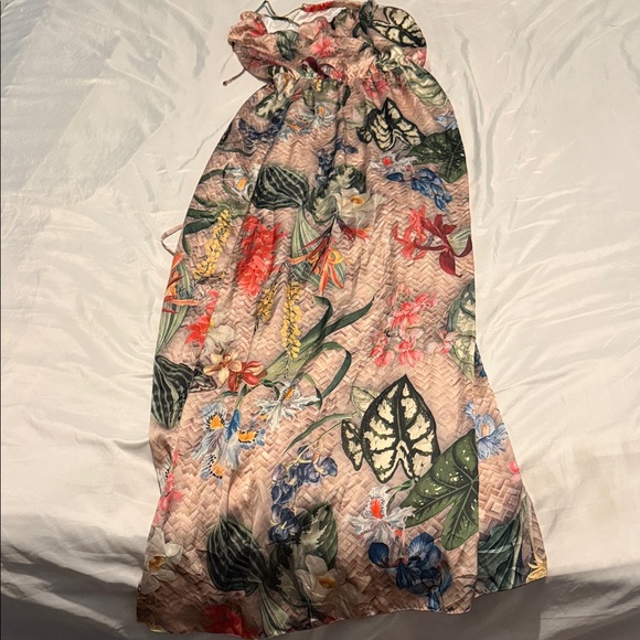 Floral Patterned Maxi Dress - Picture 1 of 4